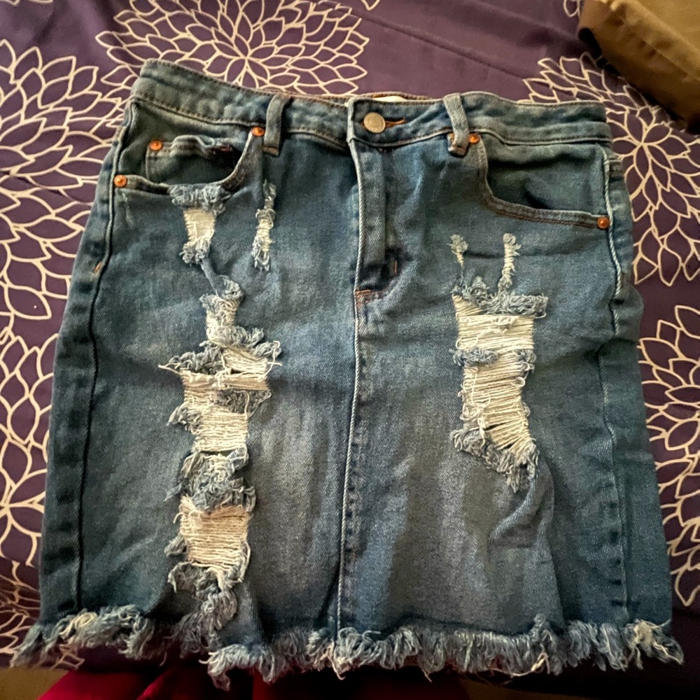 Almost Famous Denim Ripped Skirt!